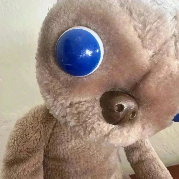 SHOWTIME Vintage 1982 ET 12" Plush Extra Terrestrial Stuffed Alien Toy - Picture 2 of 10